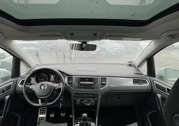 Volkswagen Golf Sportsvan cena 49900 przebieg: 192000, rok produkcji 2017 z Lębork małe 466